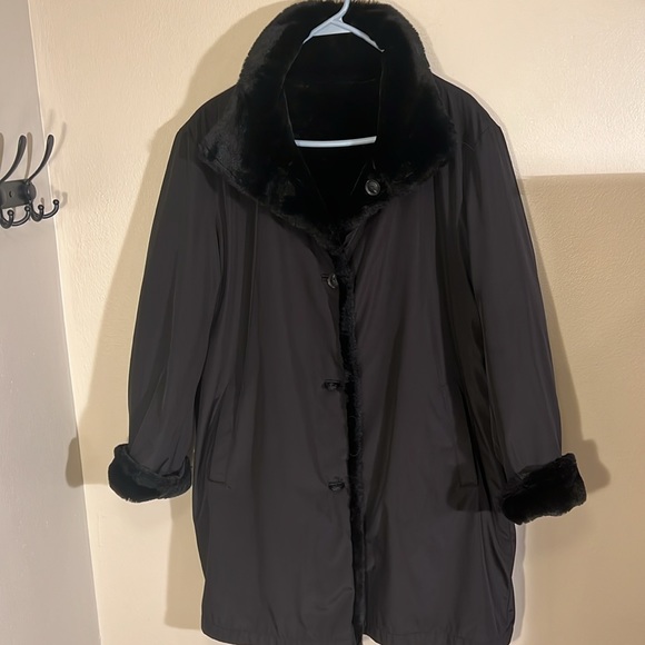 Calvin Klein cozy reversible faux fur winter coat women’s size large - Picture 8 of 11